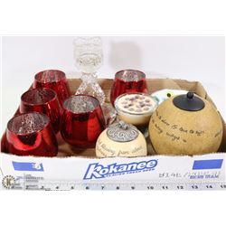 FLAT OF CANDLES AND CANDLE DISPLAYS