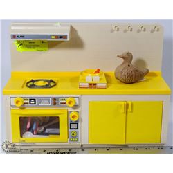 VINTAGE ISLAND KITCHEN COMPLETE WITH ALL