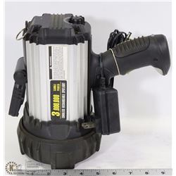 3,000,000 MILLION CANDLE POWER CORDLESS