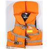 Image 1 : NEW STEARNS YOUTH PERSONAL FLOTATION DEVICE