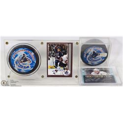 VANCOUVER CANUCKS SIGNATURE LOT
