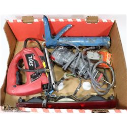 FLAT W/ SKILSAW AND OTHER TOOLS