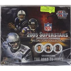 2005 SUPERSTARS OFFICIALLY LICENSED MEDALLION