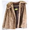 Image 1 : EDMONTON FURRIERS LTD. MINK COAT