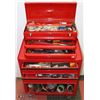 Image 1 : TOOLBOX AND ROLLING CABINET WITH TOOLS &