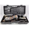 Image 1 : 2 ½ TON PROFESSIONAL LOW PROFILE SERVICE JACK