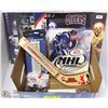 Image 1 : FLAT OF NHL AND OILERS ITEMS