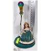 Image 1 : VINTAGE PORCELAIN LADY LAMP