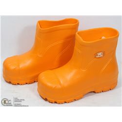 NEW GEKKOS KIDS SUMMER BOOTS SIZE 1