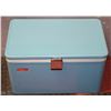 Image 1 : VINTAGE BLUE METAL COLEMAN COOLER