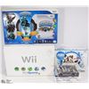 Image 1 : LARGE BOX WITH NINTENDO WII CONSOLE, DRAW,
