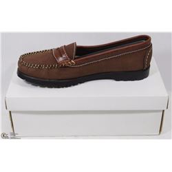 NEW WOMENS LOAFER STYLE SHOE
