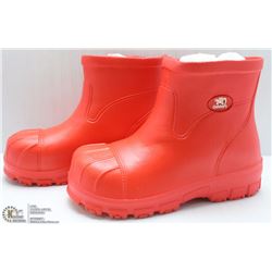 NEW GEKKOS KIDS SUMMER BOOTS SIZE 3