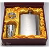 Image 1 : STAINLESS STEEL 7OZ FLASK SET