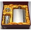 Image 1 : STAINLESS STEEL 7OZ FLASK SET