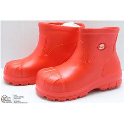 NEW GEKKOS KIDS SUMMER BOOTS SIZE 3