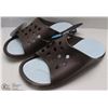 Image 1 : GEKKOS SANDALS SIZE:8/9