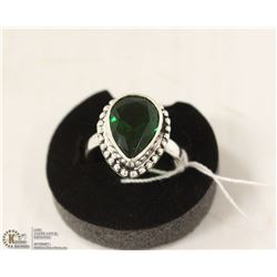 139-CHROME DIOPSIDE GEMSTONE RING