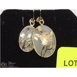 TWO 14KT MOTHER /DAUGHTER HANDMADE PENDANTS WITH