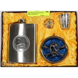 GIFT SET INCL EAGLE FLASH AND SKULL ASH TRAY