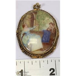 VINTAGE ENAMEL PORTRAIT PENDANT