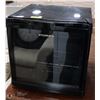 Image 1 : BLACK SYLVANIA WINE COOLER MINI