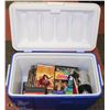 Image 1 : COLEMAN COOLER WITH MEDIA AND CONTENTS