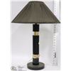 Image 1 : TABLE LAMP