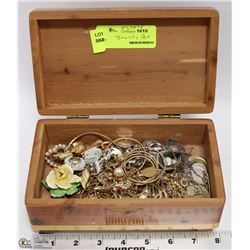 ESTATE WOOD BOX WITH JEWELLERY