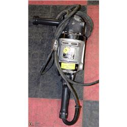 BLACK & DECKER 7" HEAVY DUTY ANGLE GRINDER