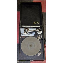 1955 SUPRALION RECORD PLAYER PORTABLE MODEL KP06
