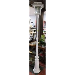 NEW WHITE STAND UP SOLAR LIGHT