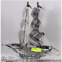 METAL ELECTRIC SAILBOAT
