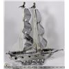 Image 2 : METAL ELECTRIC SAILBOAT