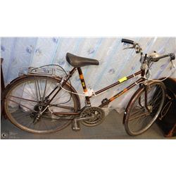 VINTAGE LADIES CRUISER BICYCLE 26" TIRES