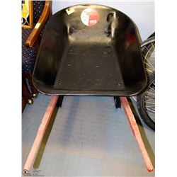 JOBMATE BLACK WHEELBARROW
