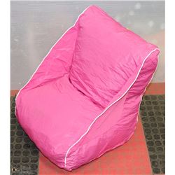 CHILDS PLUSH BEAN BAG TYPE CHAIR