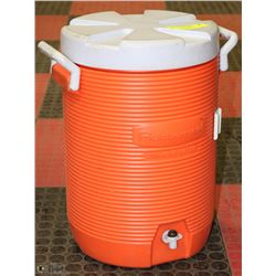 LARGE ORANGE/WHITE RUBBERMAID