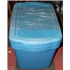 Image 1 : BUNDLE OF 4 LARGE RUBBERMAID STORAGE