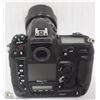 Image 4 : NIKON D2X DIGITAL SLR PROFESSIONAL DIGITAL CAMERA