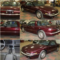 FEATURE: 1989 BUICK REATTA FWD LOT 351