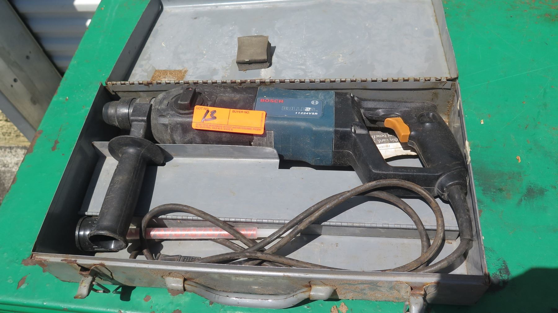 Bosch Bulldog 11224VSR Drill w/Case - Oahu Auctions Bosch Bulldog 11224VSR Drill w/Case - Oahu Auctions