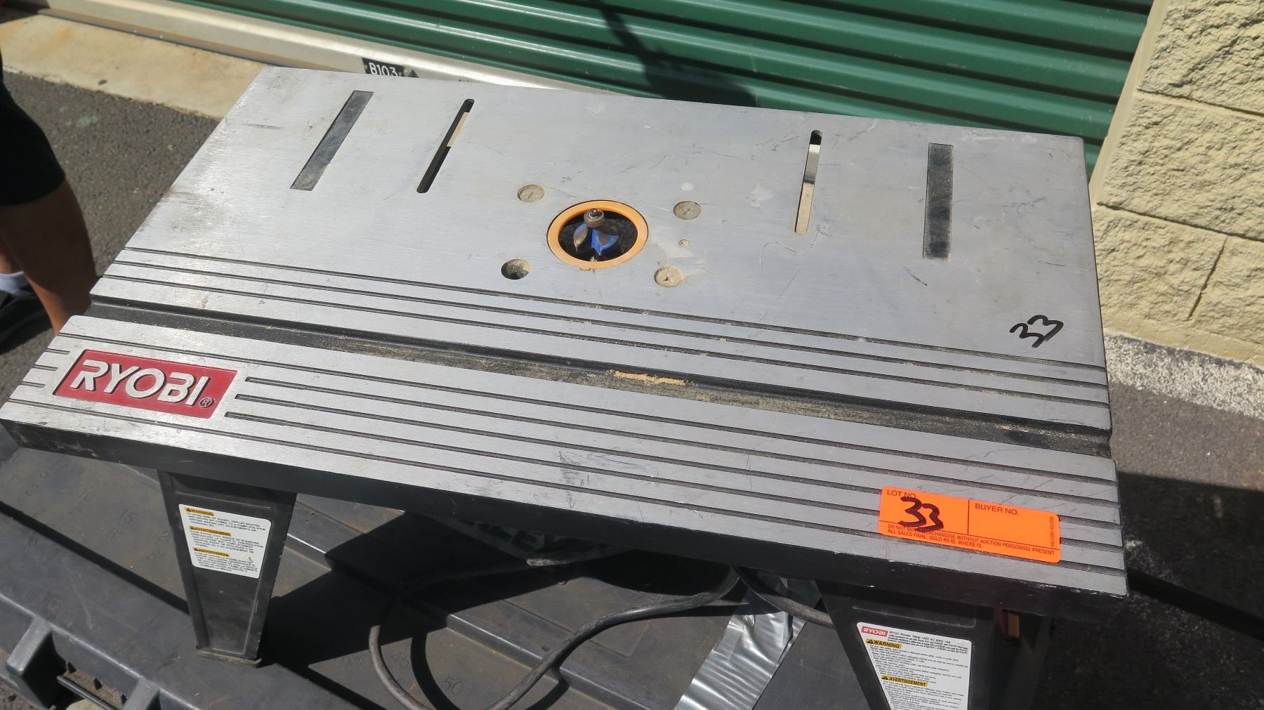 Ryobi Router w/ Table - Oahu Auctions