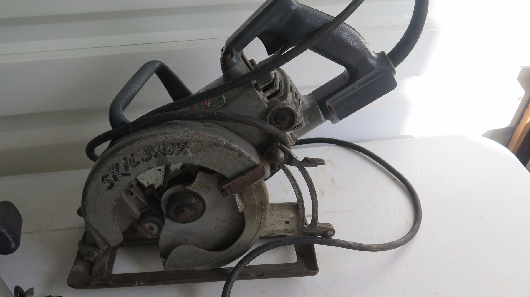 Qty 2 Skil Saw Circular Saws qty-2-skil-saw-circular-saws