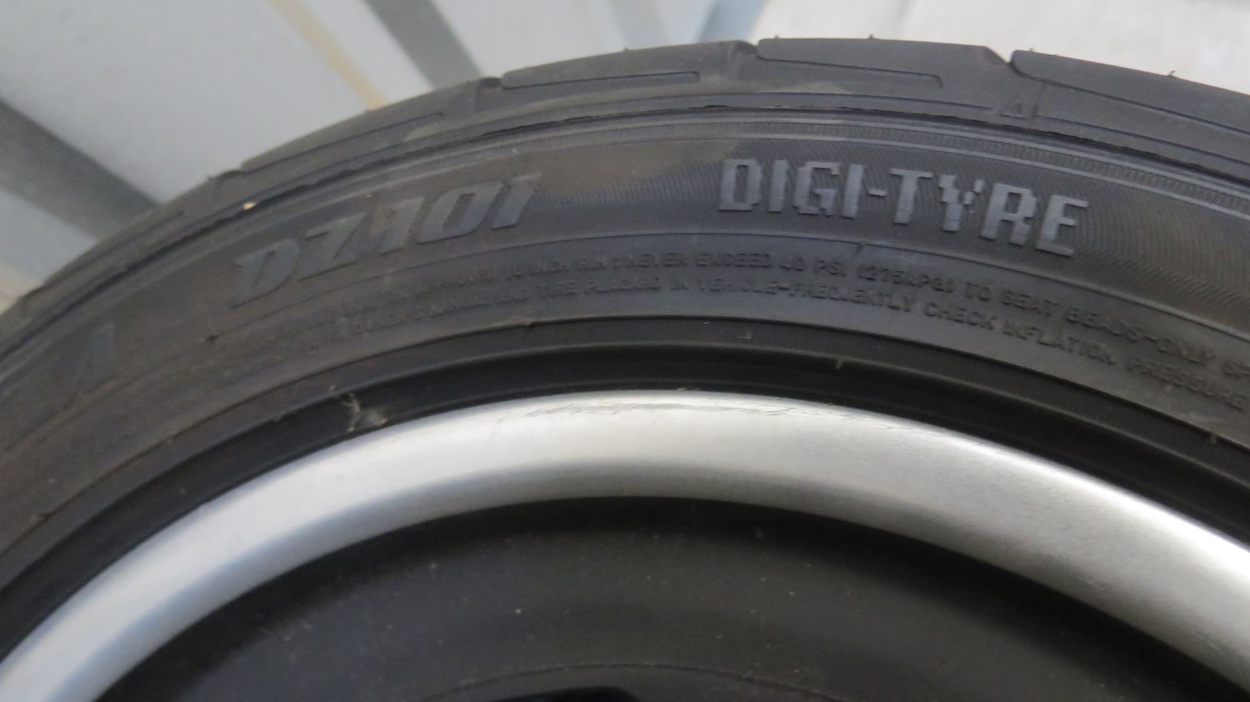 Dunlop DZ101 Direzza Tires with Rims - 205/50/R16 - Oahu Auctions