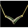 Image 2 : 1.20 ctw Emerald and Diamond Necklace and Earring Suite