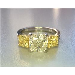 Diamond Ring - 18KT White and Yellow Gold