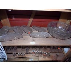 SHELF - GLASS - BOWL & M ORE