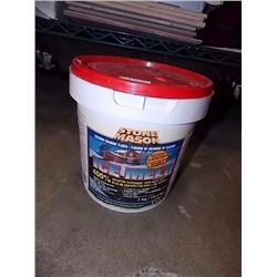 CALCIUM CHLORIDE ICE MELT