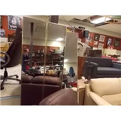 MIRRORED BIFOLD DOORS WIHT HARDWARE - 2 TTL